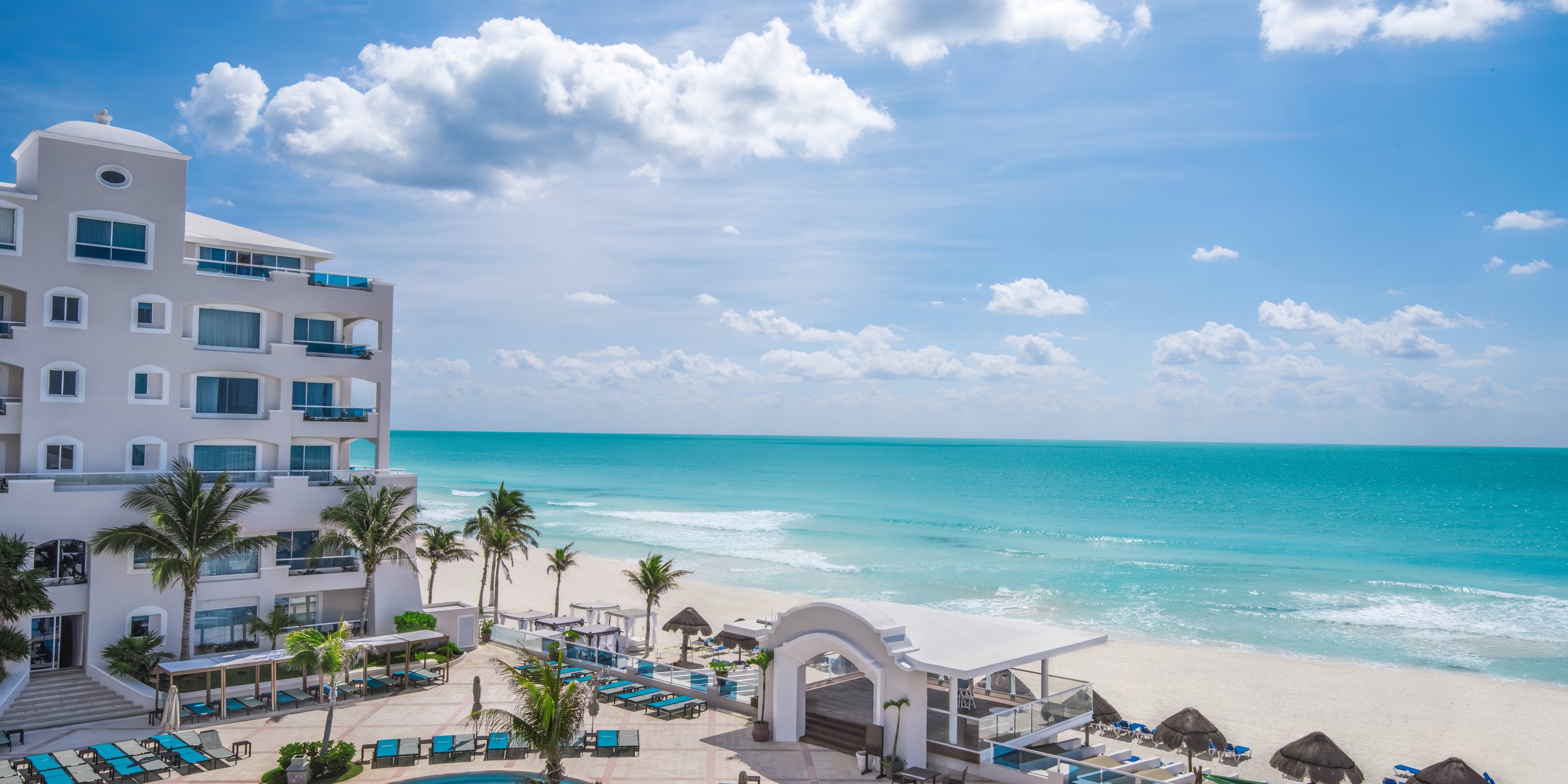 Wyndham Cancun Exterior